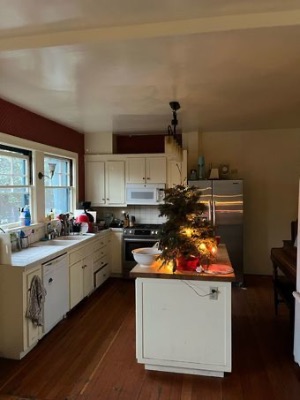Room for Rent in Hackman House 1