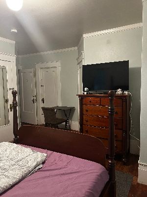 1 bed  with private bath available in Downtown Palo Alto-starting October 2nd 2