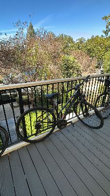 Selling brand new Bike - FUJI 2