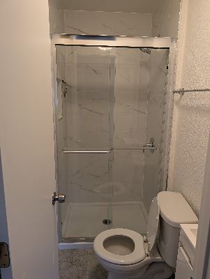 Private bedroom and bathroom in a 2B/2B apartment in College Terrace, Palo Alto 4