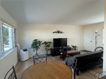Room available for townhouse apartment in Downtown Palo Alto 2