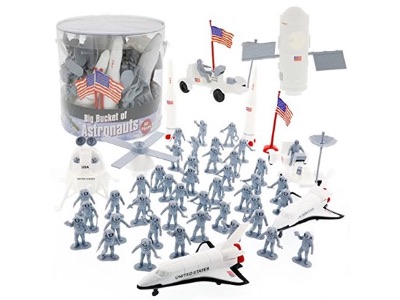 Big Bucket of Astronauts, 60 pieces 1